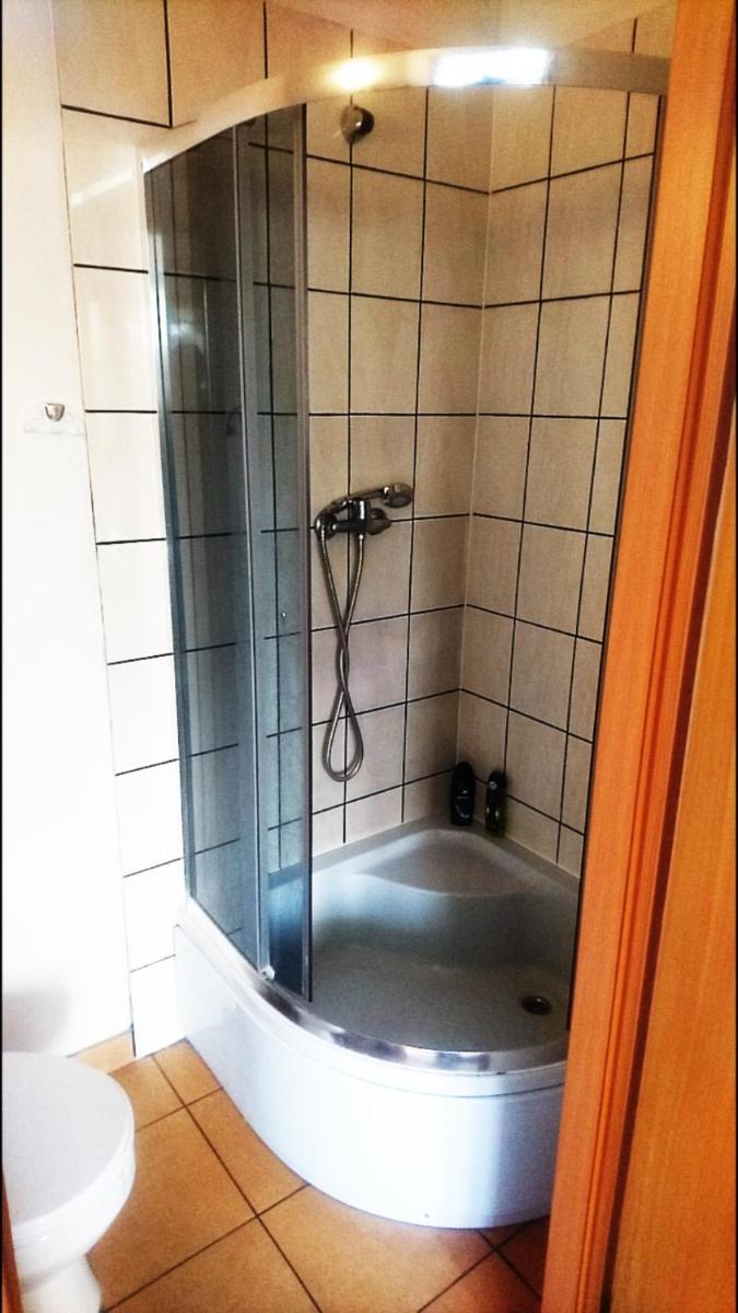 Ceramika Bolesławiec - Pensjonat - Housity
