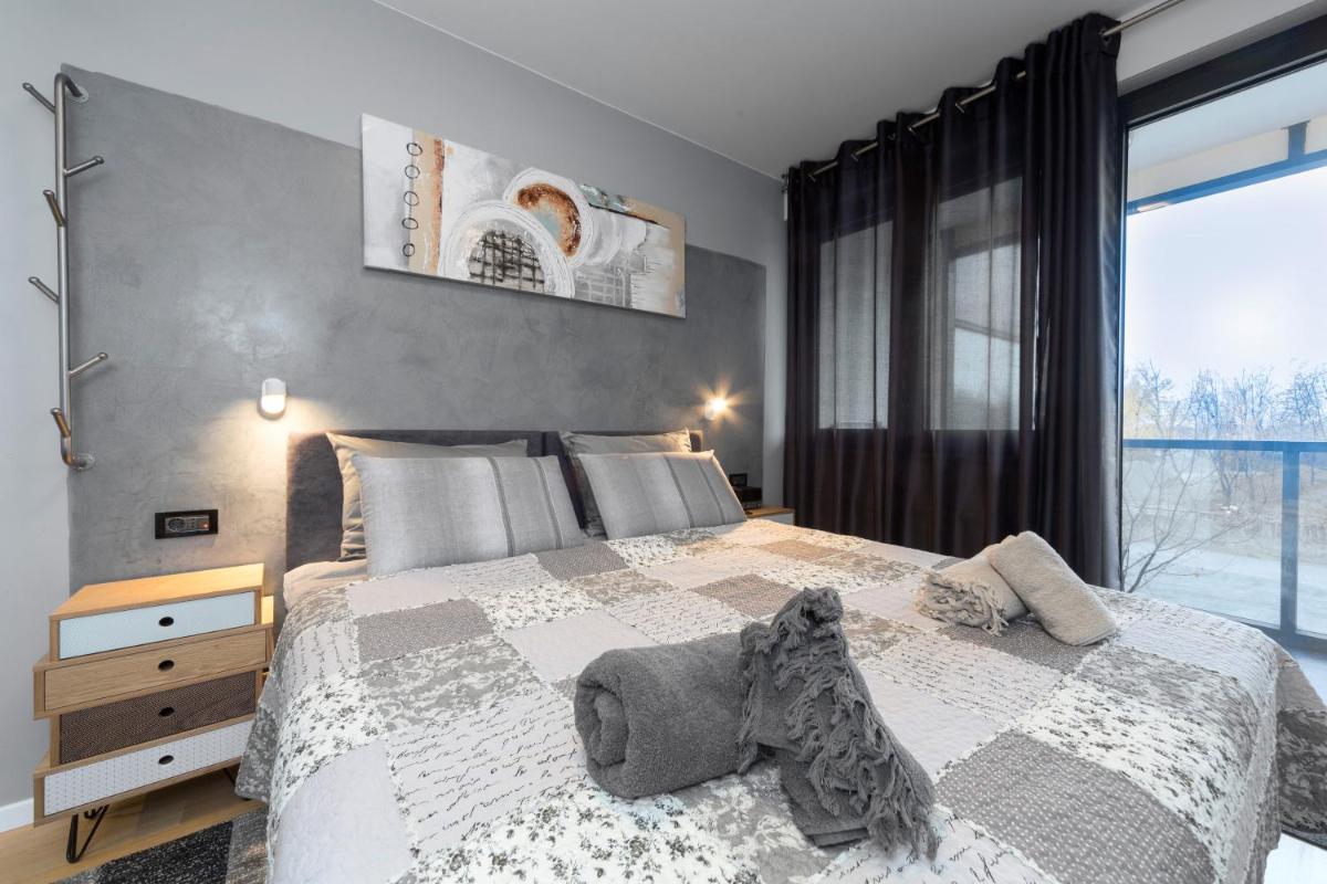 Suitetrails - New Gallery Best West Apartment 101