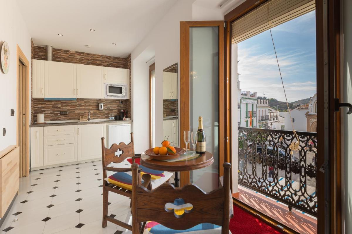 Salamandra Plaza - Housity