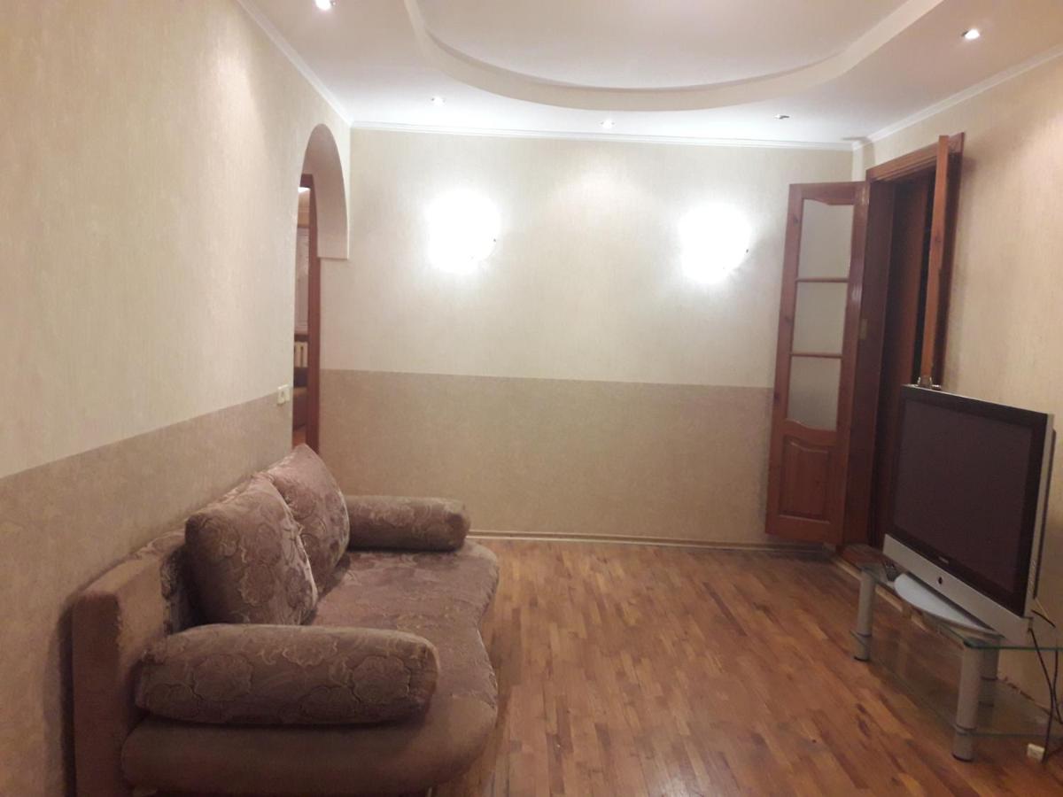 Appartment near m. 23 Serpnya - Housity