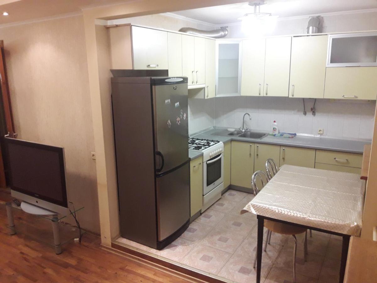 Appartment near m. 23 Serpnya - Housity