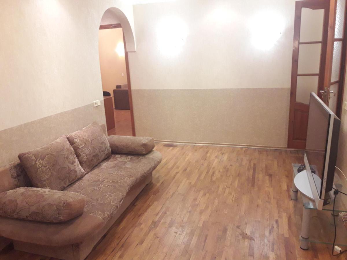 Appartment near m. 23 Serpnya - Housity