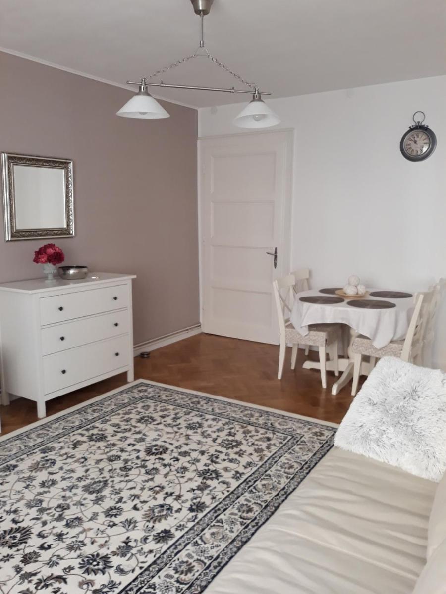 Suitetrails - Apartment Bianco Central