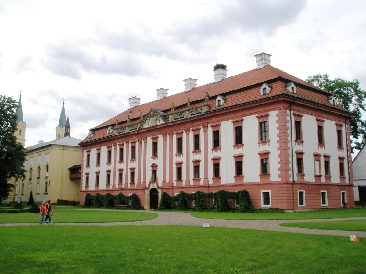 Zámecké ubytování U dobré hraběnky - Housity