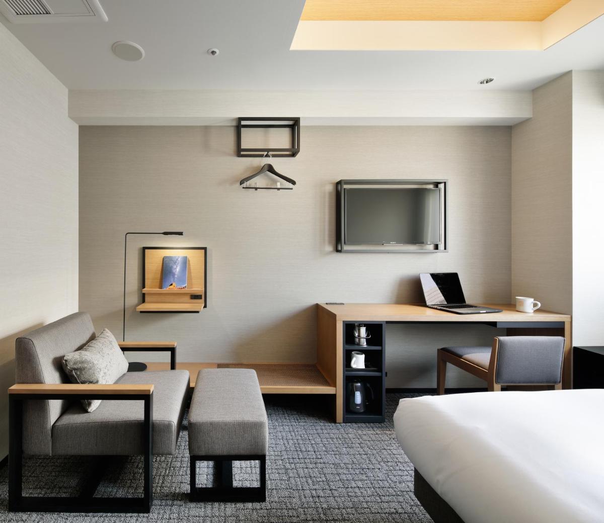 LAMP LIGHT BOOKS HOTEL nagoya - Housity