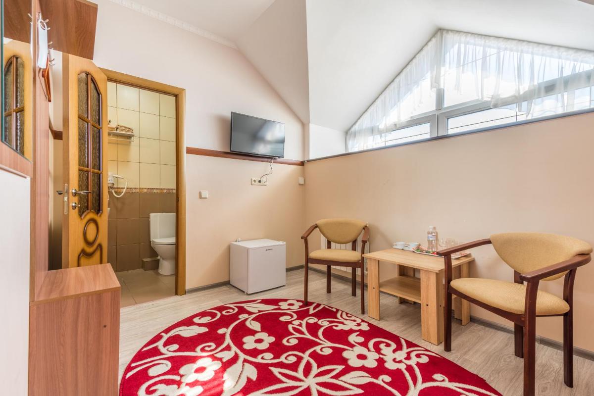 Inn Okolitsya - Housity