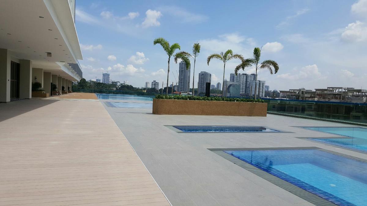 Paragon Residences Straits View Homestay by WELCOME HOME - Housity