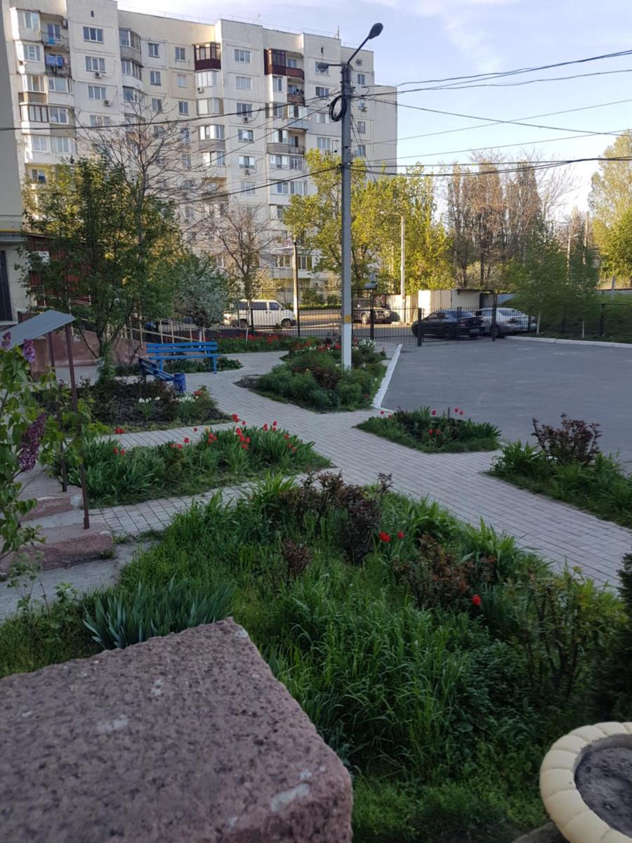 Suitetrails - Apartment on Skvortsova 4a