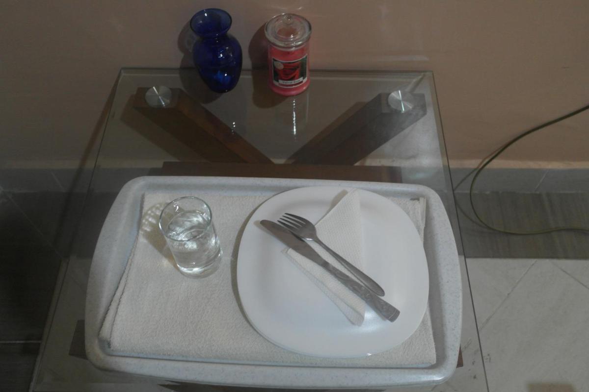 Palm Airport Suites - Housity
