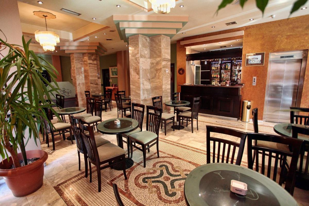 Suitetrails - Hotel Regency