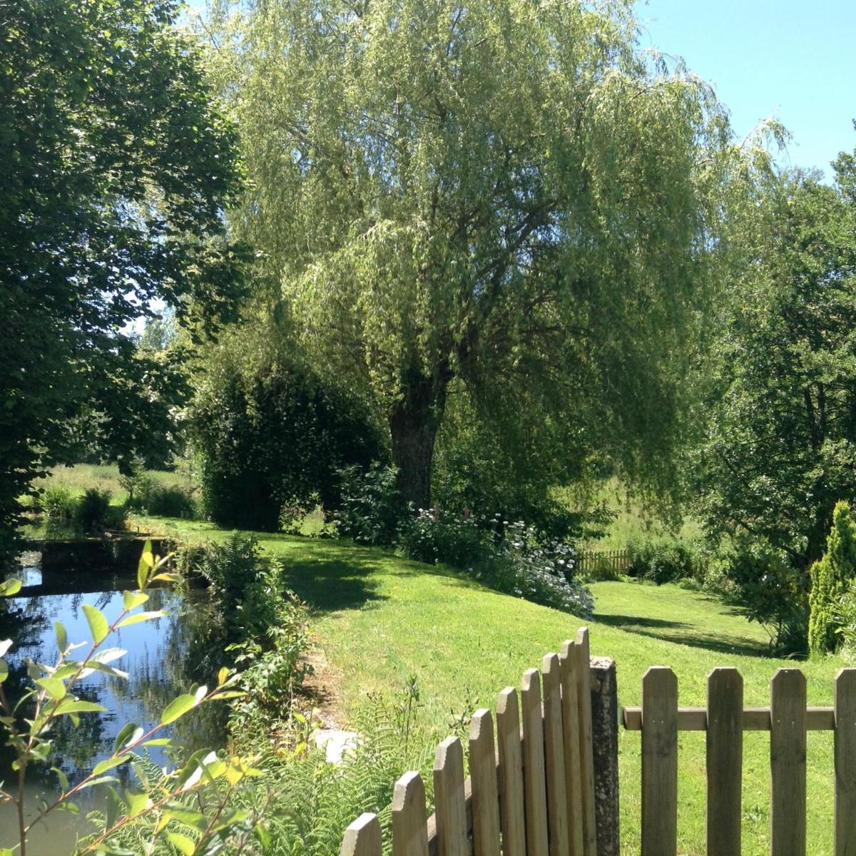 Suitetrails - Le Moulin de Limayrac, Gîte avec piscine et jardin privatifs
