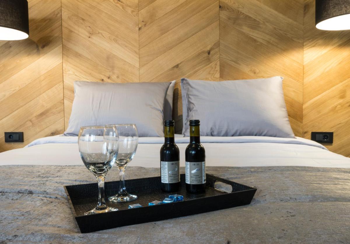Hotel London B&B - Hizvo