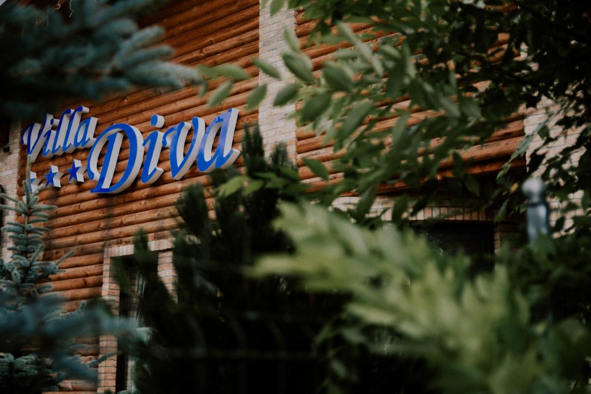 Villa Diva - Housity
