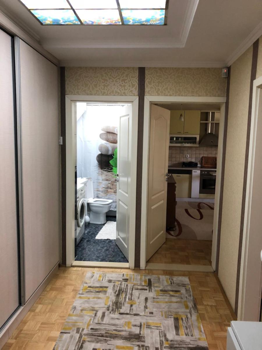 Ulpiana Apartment - Housity