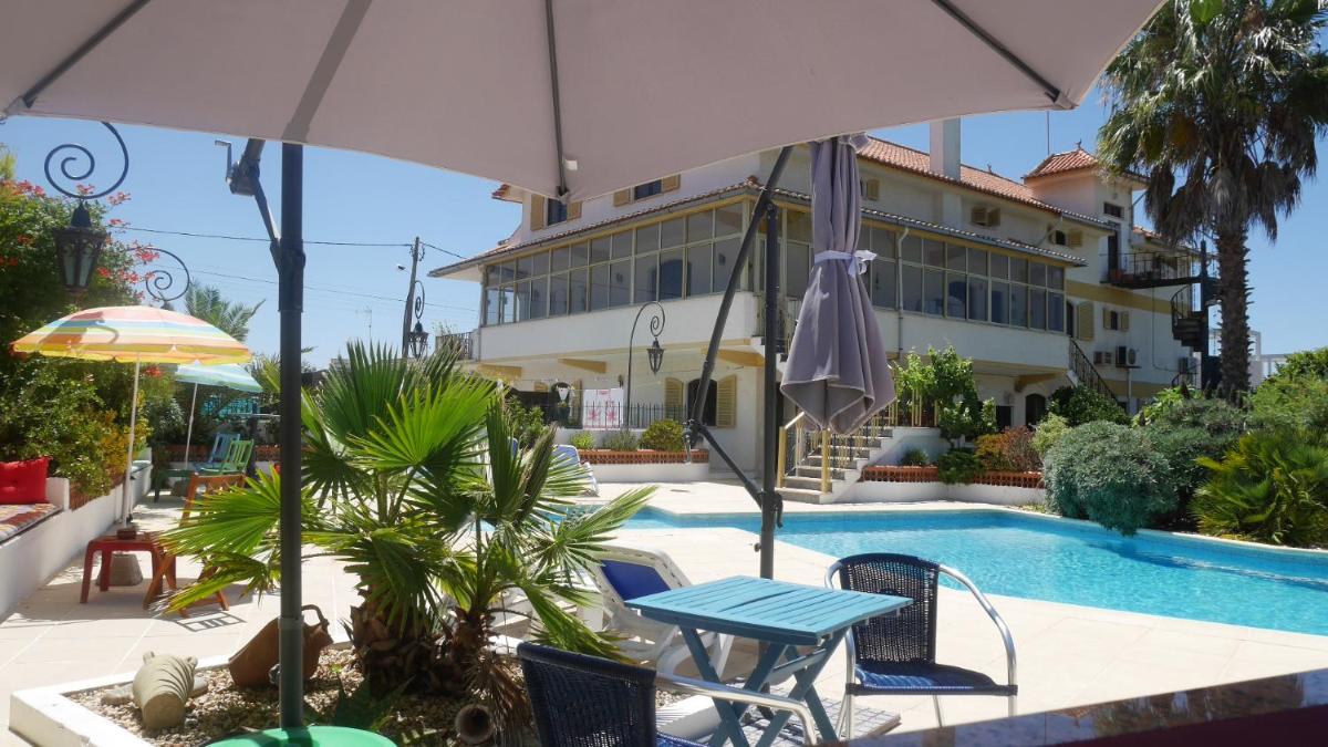 Casa Deixa-O-Resto Guesthouse - Housity