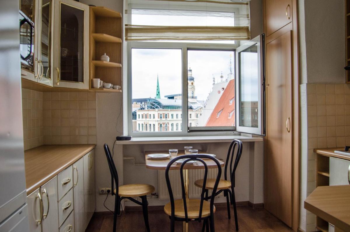 City Inn Riga Apartment Old Town Home with parking - Housity