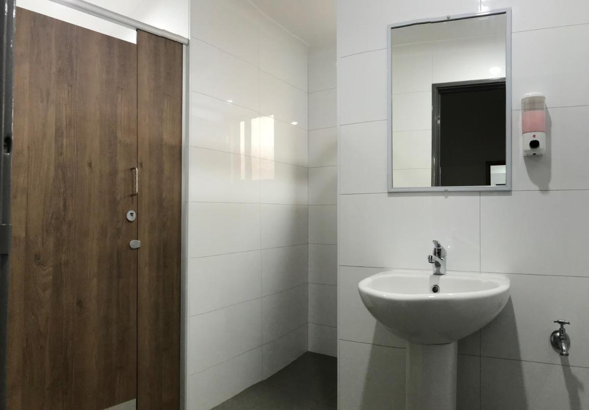 Hay Street Traveller's Inn - Housity