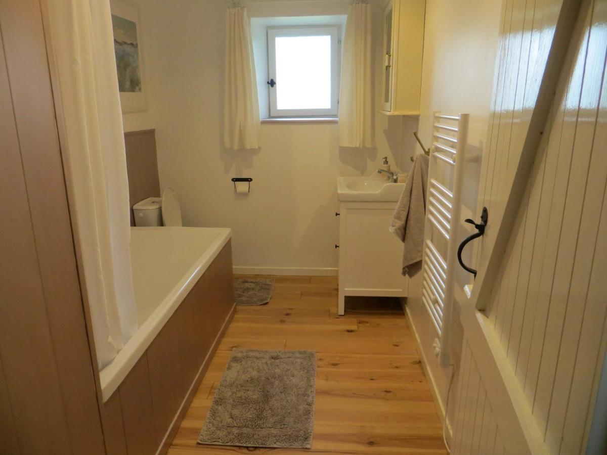 Corentin Cottages - Stewart Morpurgo - Housity