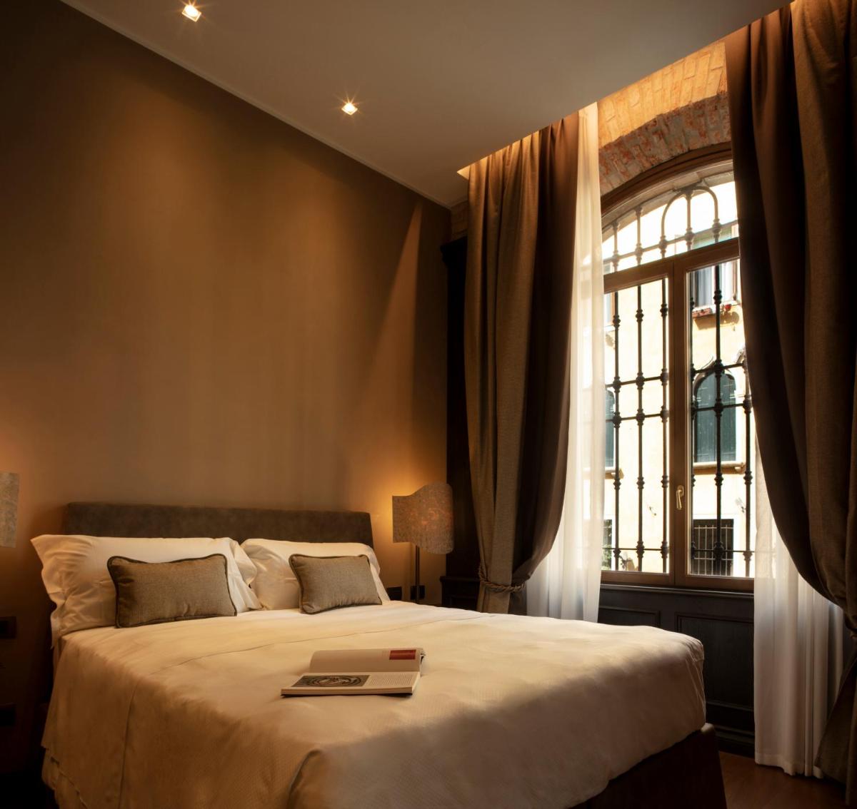 Aqua Apartments - Hizvo