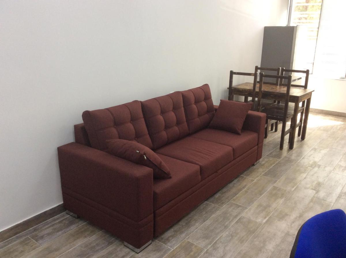Suitetrails - Apartment on Saryan 24
