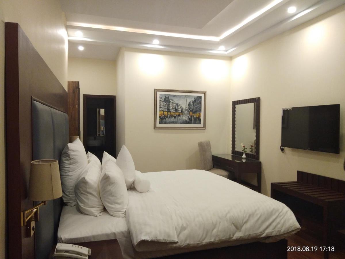 S Chalet Multan - Housity