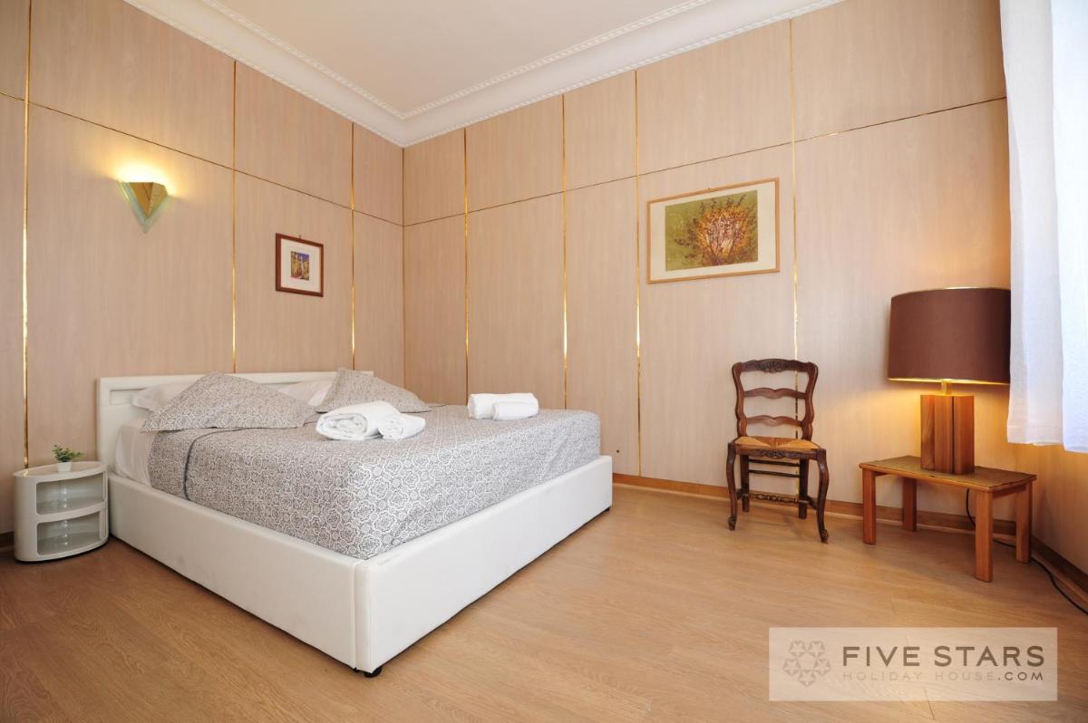 Suite Gioia five stars holiday house - Housity