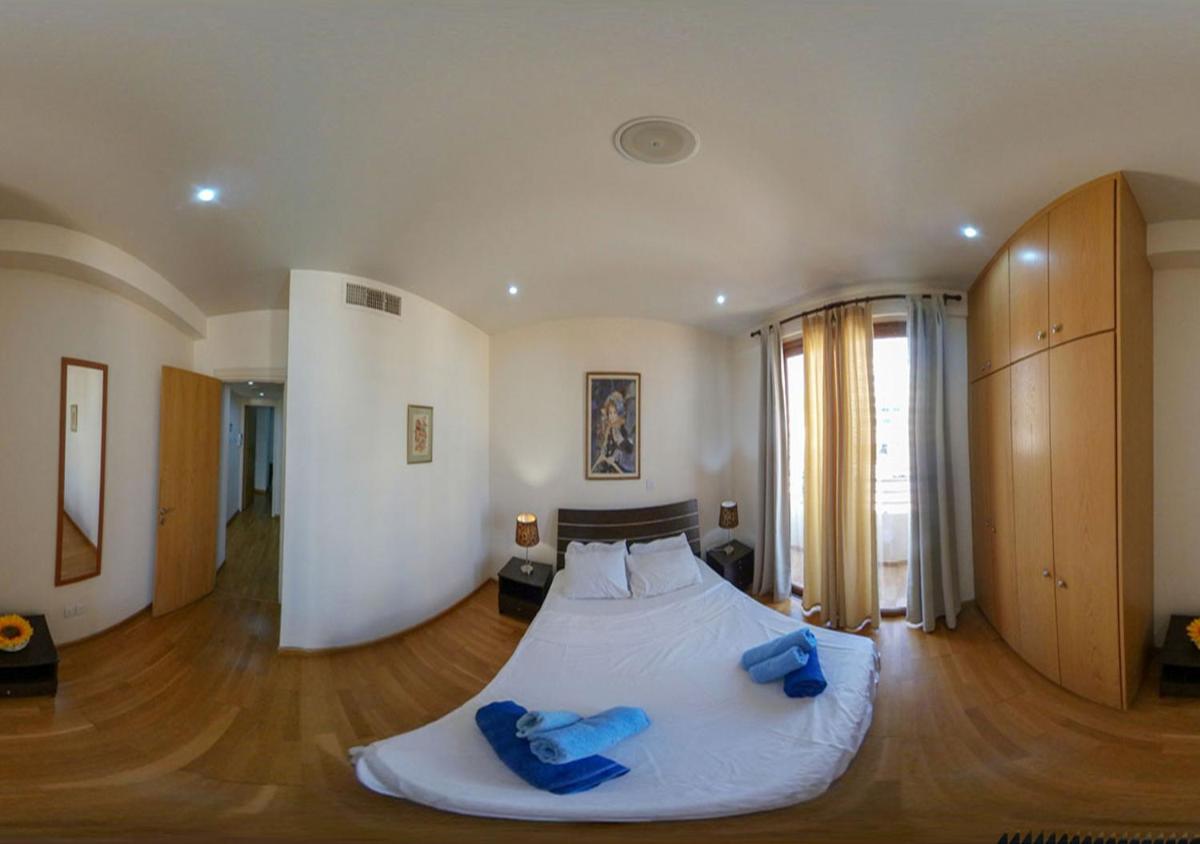 Ithaki Phinikoudes Apartment No. 204 - Housity