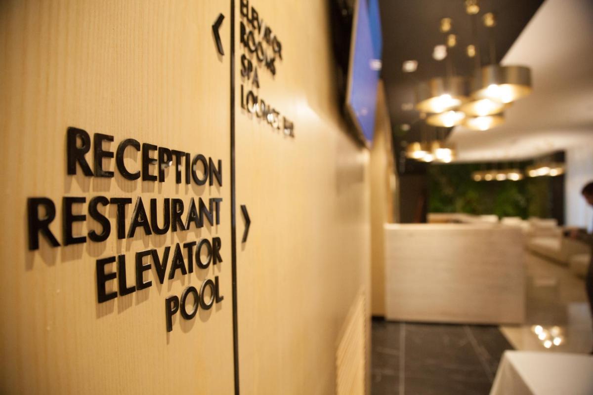 Suitetrails - Royal G Hotel and Spa