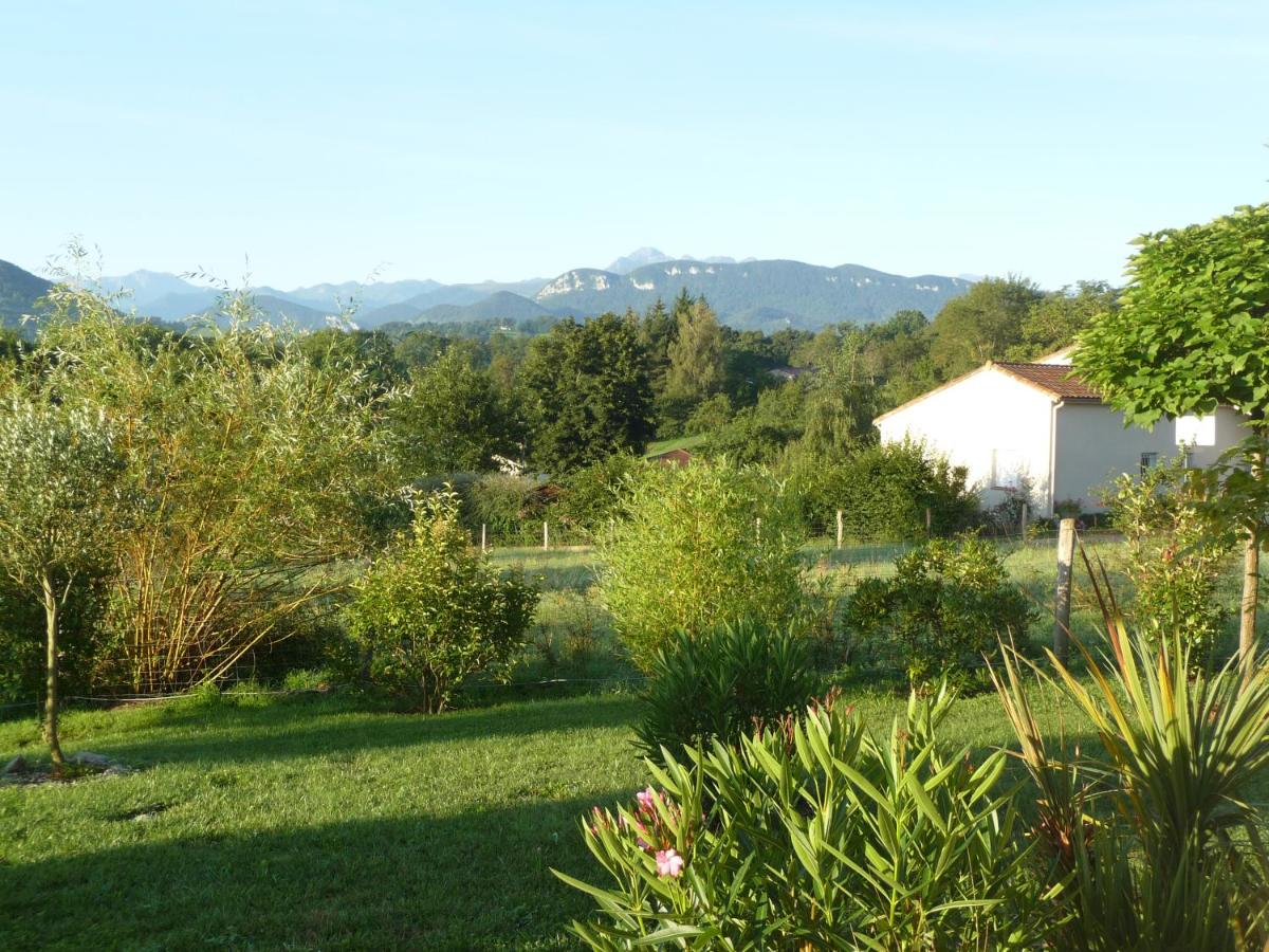 Splendide vue Pyrénées, Rez de jardin 2 chambres - Housity