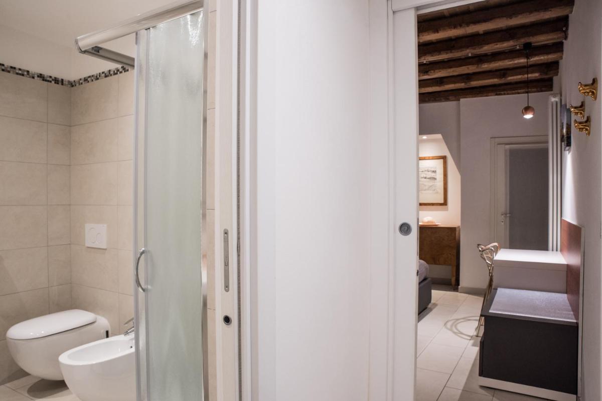 Suitetrails - Venetian Mood private apartment