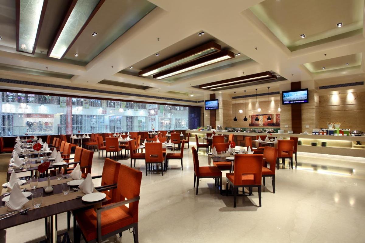 Suitetrails - Mahagun Sarovar Portico Suites