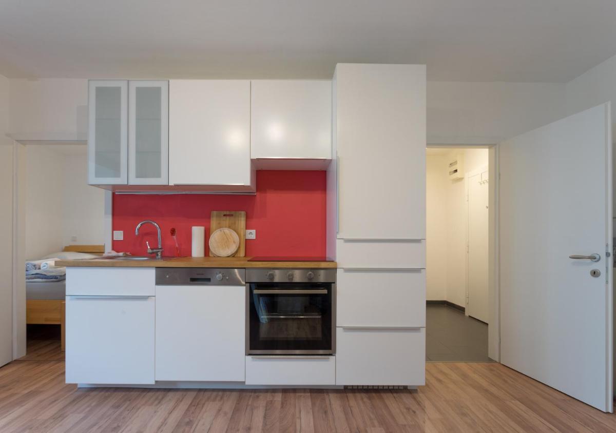 Spacious with balcony - Housity
