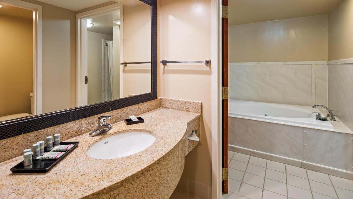 Best Western Bennington - Housity