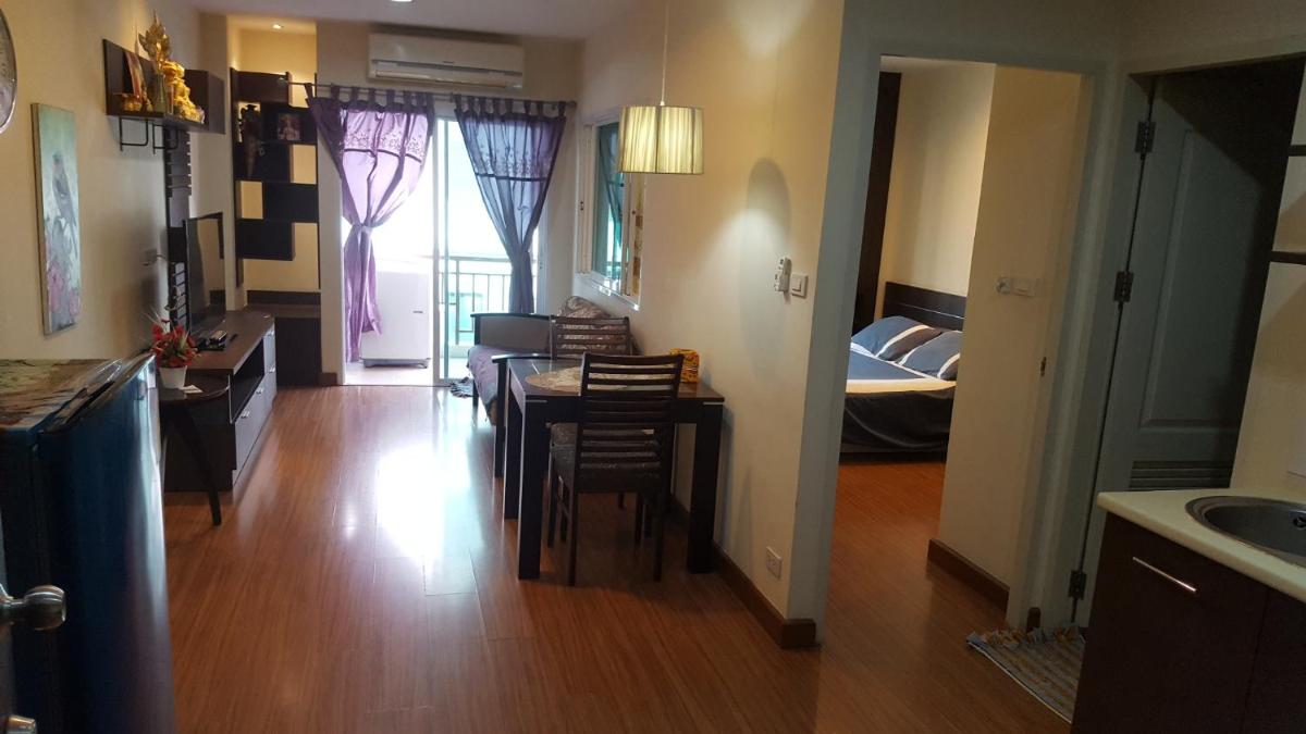 Suitetrails - Nice Apartment large pool in nice residence central Patong beach