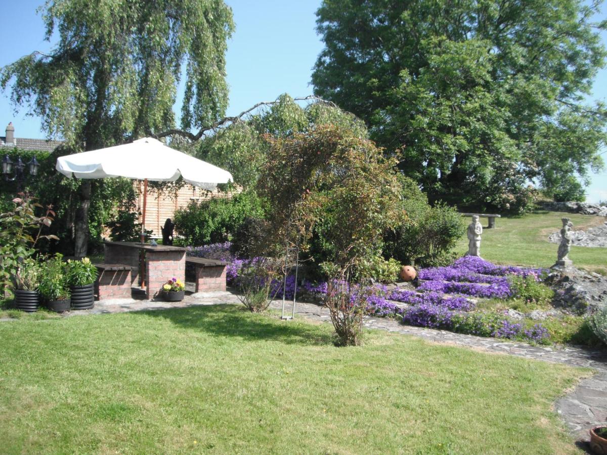 Suitetrails - Castlemaine House B&B