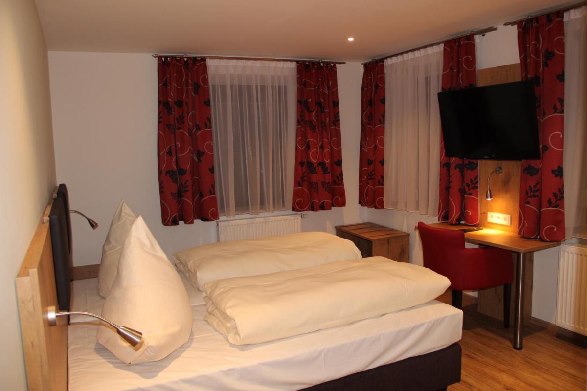 Gasthof Zur Post - Housity