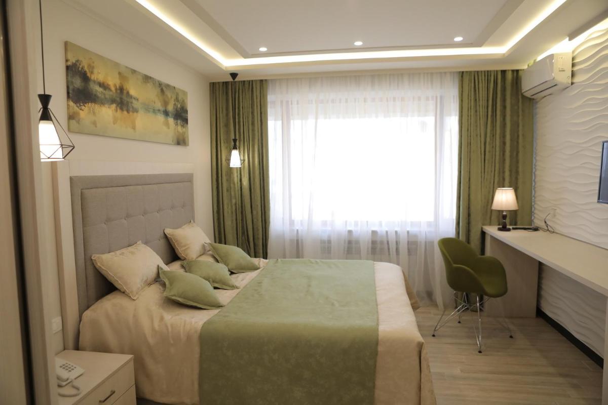 4Room Hotel - Hizvo