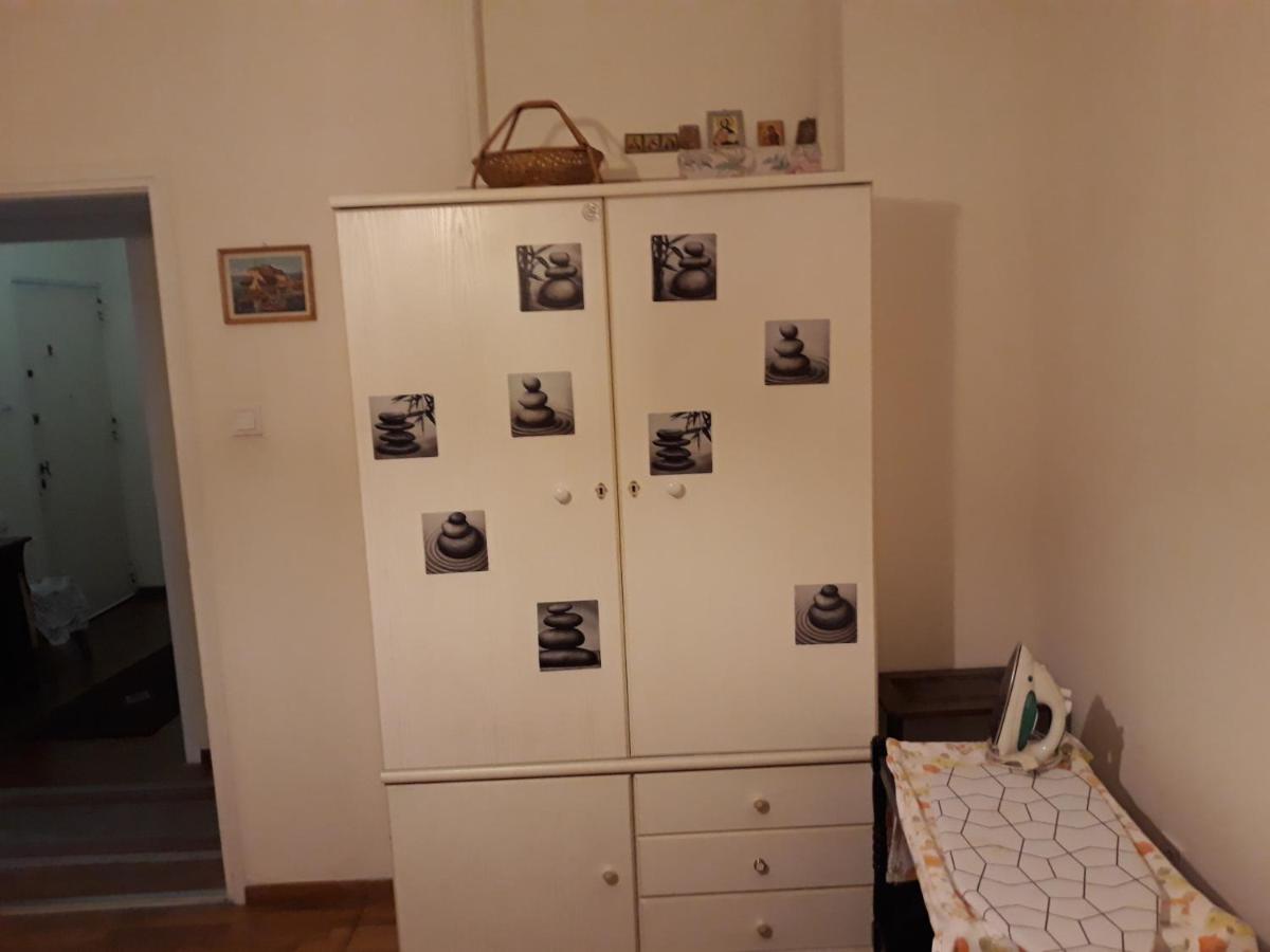 Suitetrails - Apartment on Dimitrakopoulou
