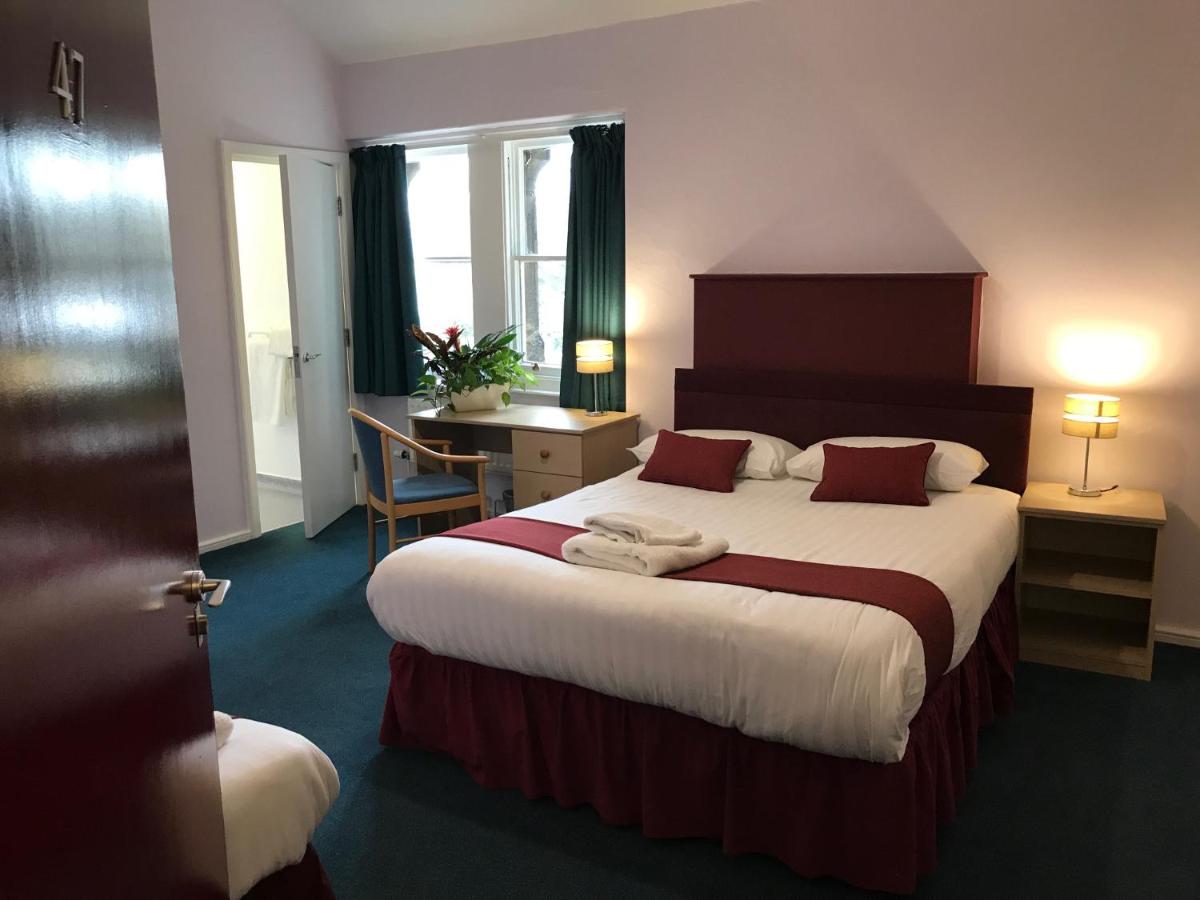 Hinsley Hall - Housity