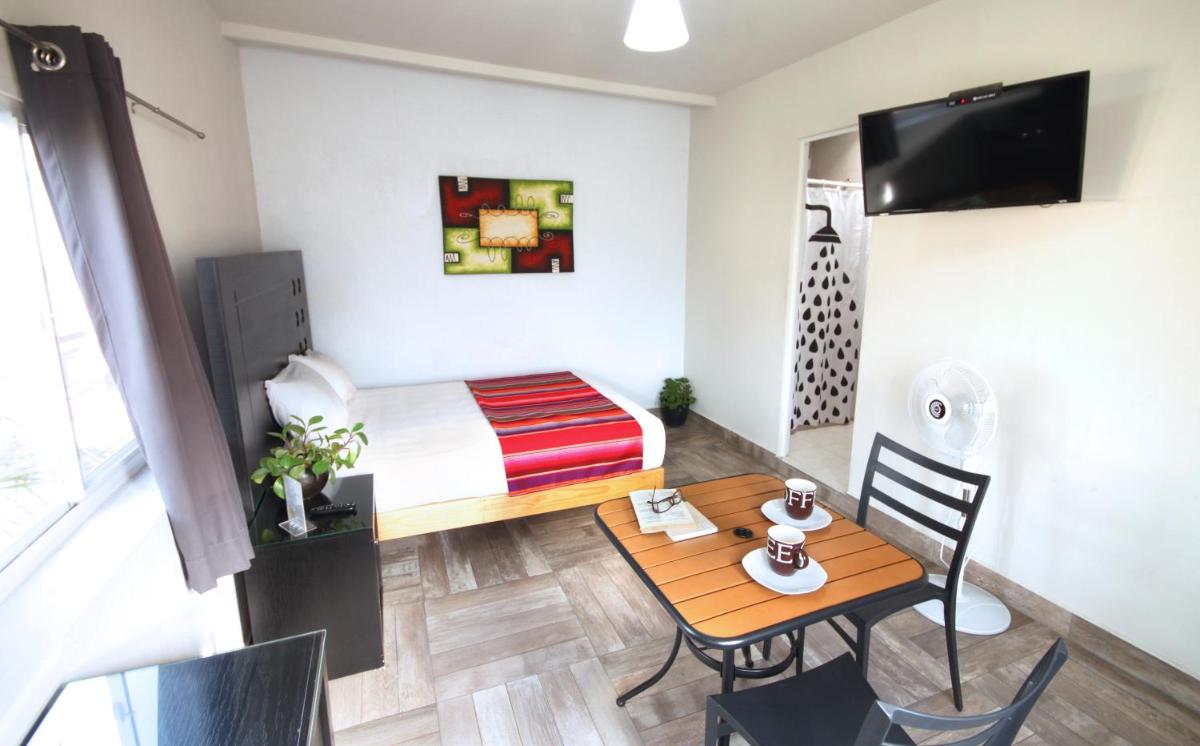 Hotel del Refugio - Housity