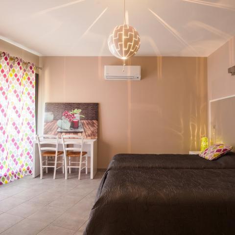 Logis Auberge Cigaloise - Housity