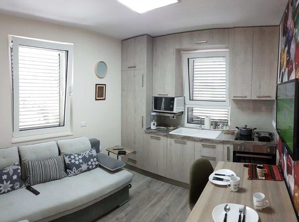 Suitetrails - Absolute Blloku Apartment