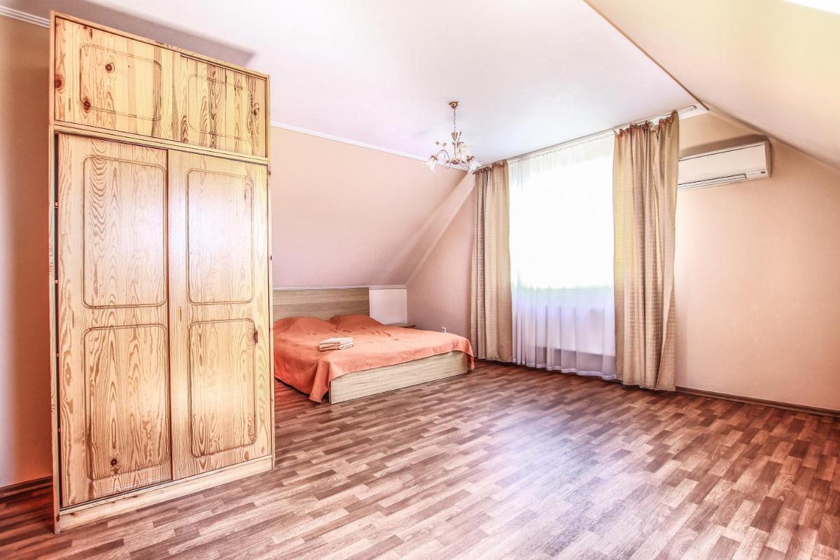 Guest House on Trostnikovaya Street - Housity