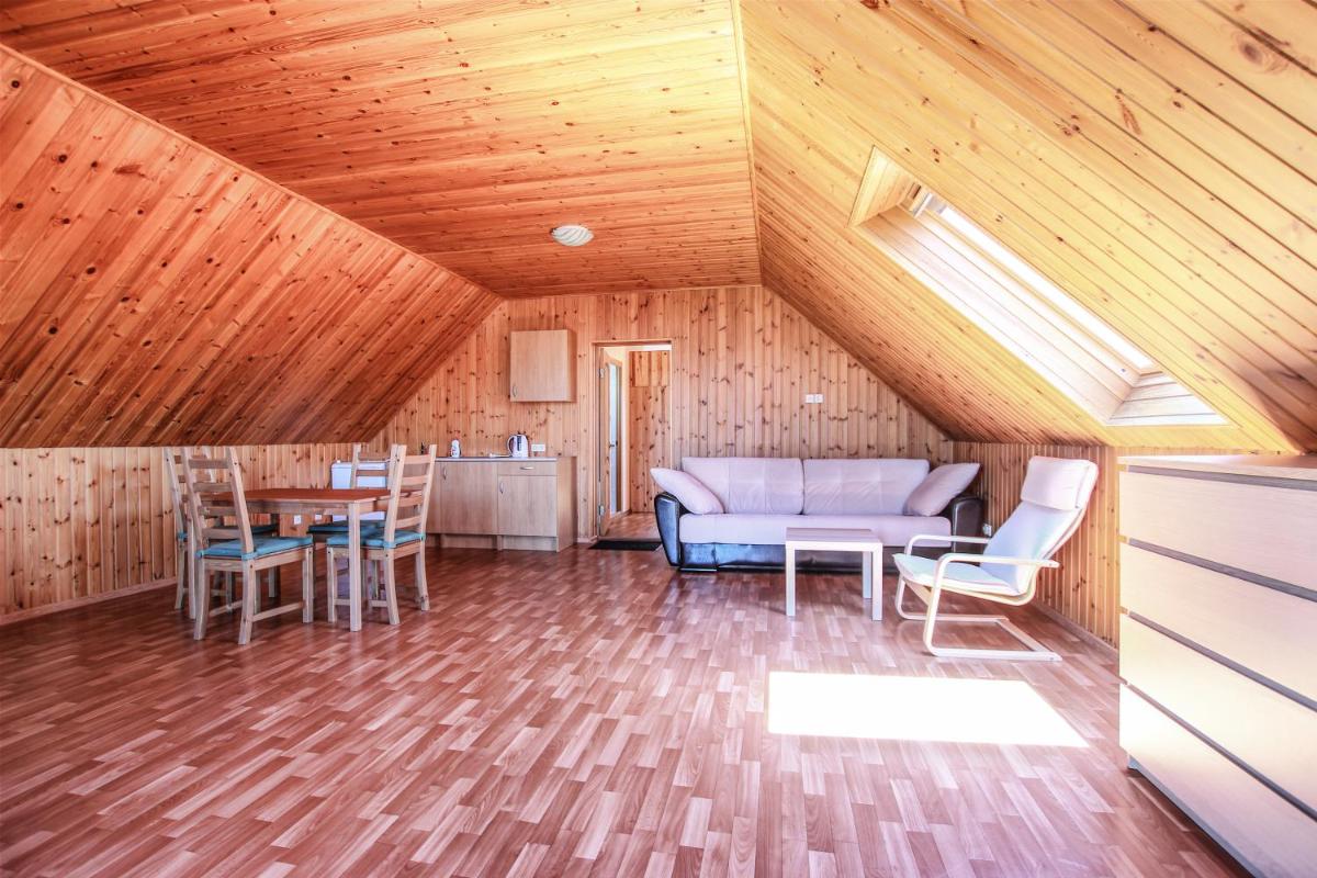 Guest House on Trostnikovaya Street - Housity
