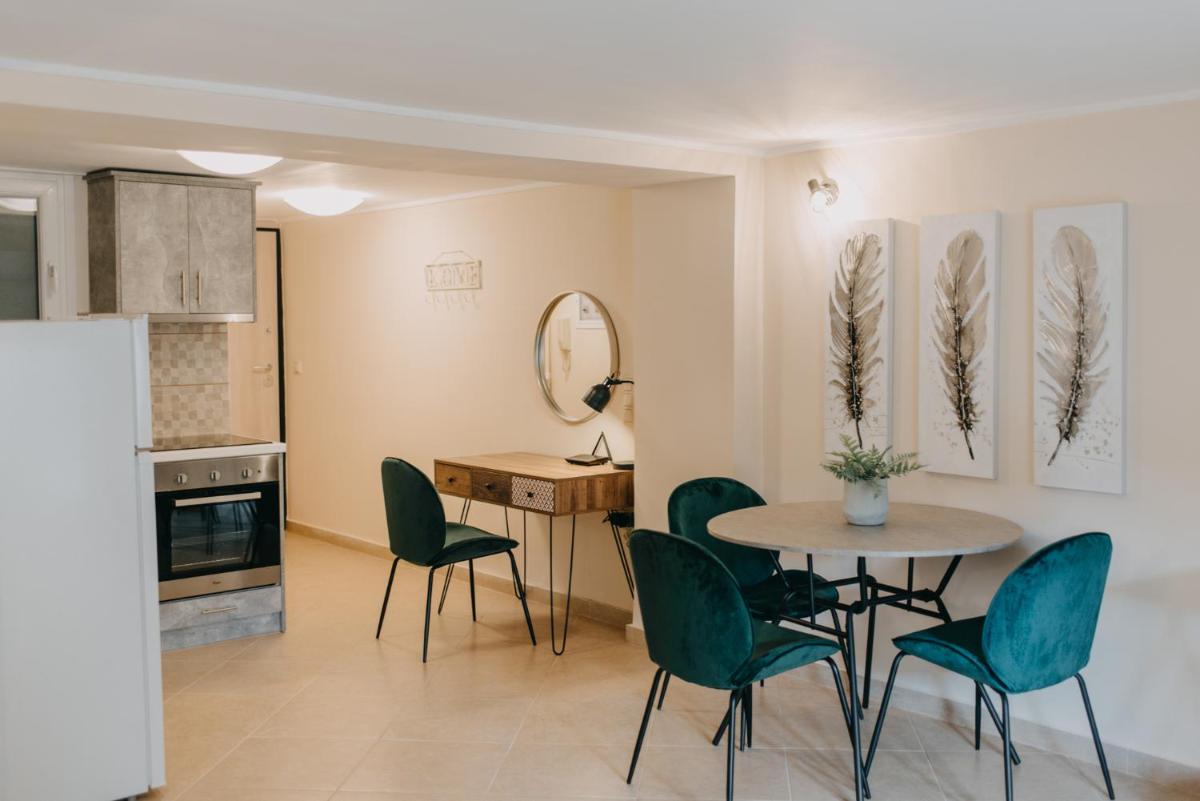 Best House, Central Luxury Apartment, Agiou Nikolaou, Patra - Hizvo