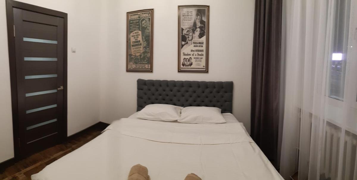 Suitetrails - Apartment on Soborna 101