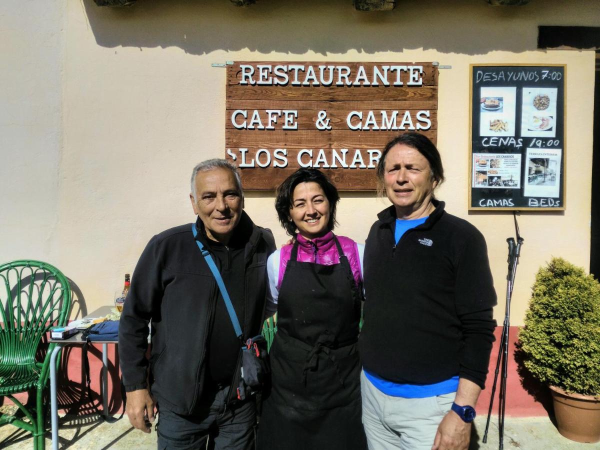 Los Canarios - Housity
