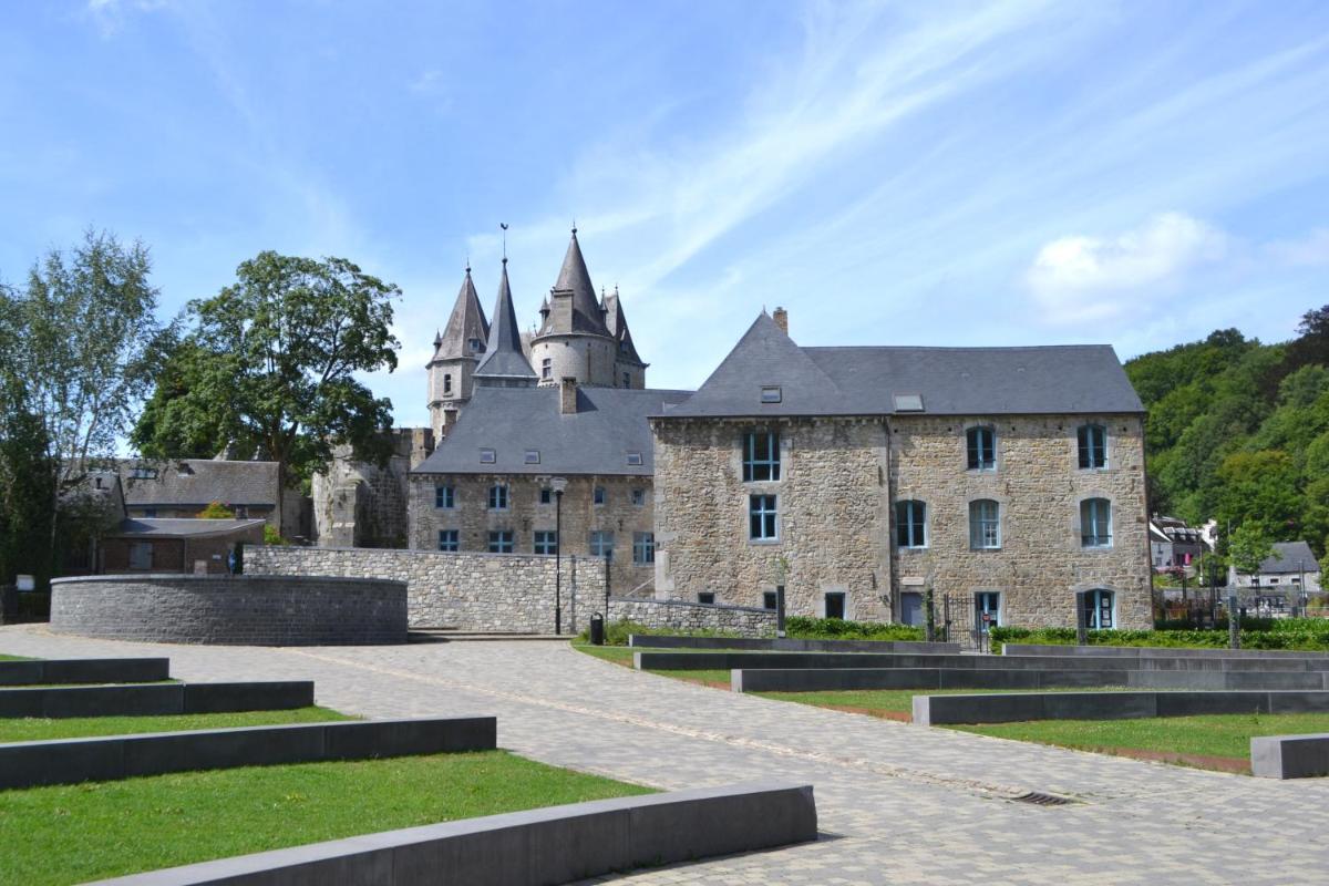 Suitetrails - Les Roques Apartments in historical Monastery