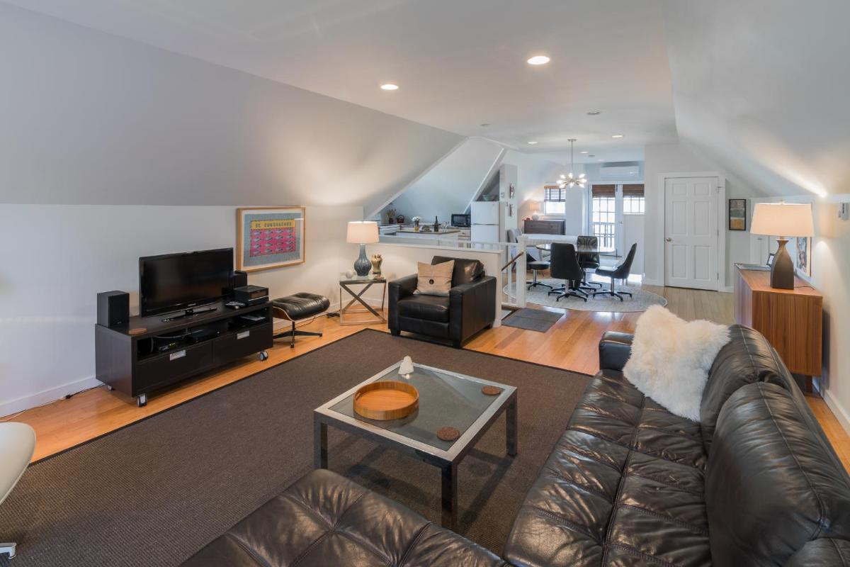 Suitetrails - The Carriage House Loft