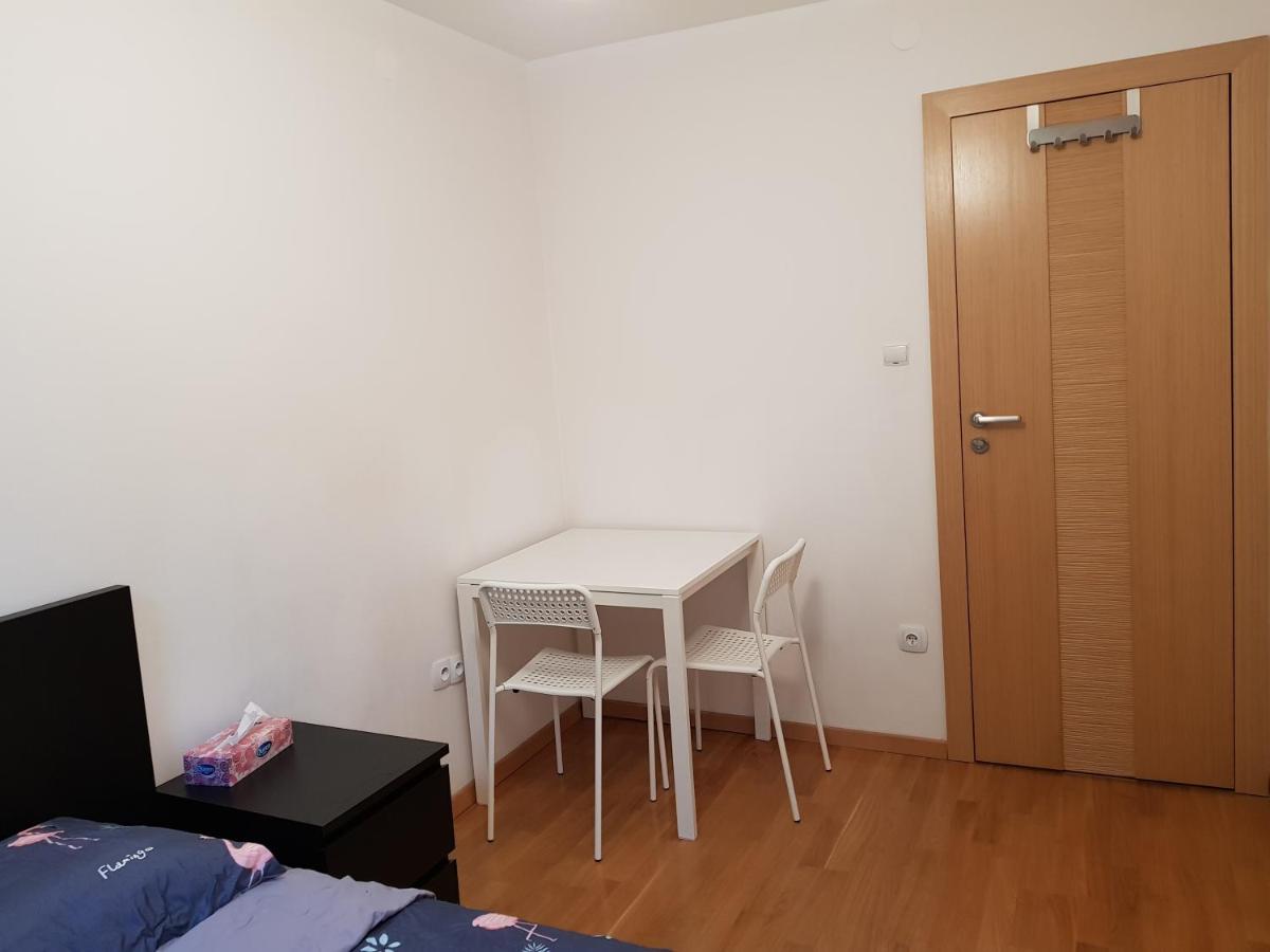 MirrorRoom PL CityCenter - Housity